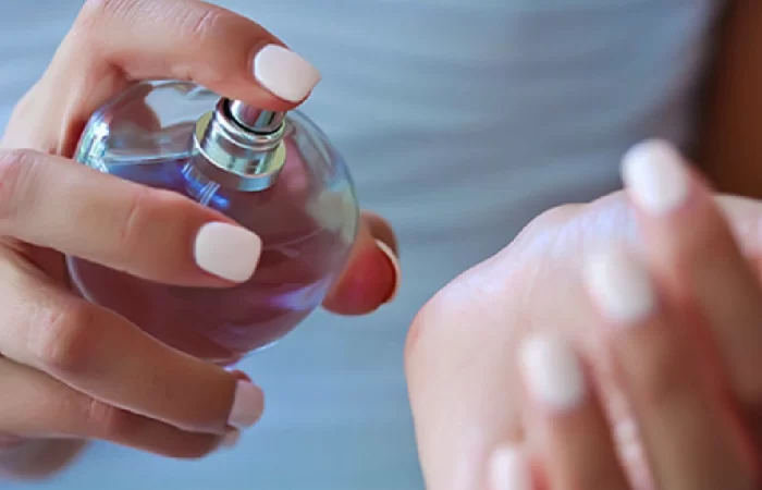 perfume-better-on-skin-or-clothes-index