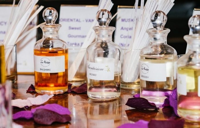 the-best-bitter-feminine-colognes-min